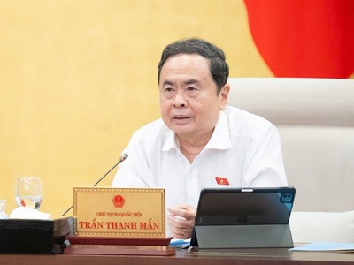 Chủ tịch Quốc hội Trần Thanh Mẫn phát biểu tại phiên họp. 