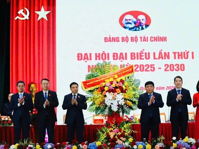 Lãnh đạo Kl993 ưu đãi thưởng hấp dẫn chúc mừng Đại hội đại biểu Đảng bộ Bộ Kl991.com nạp rút nhanh lần thứ I.