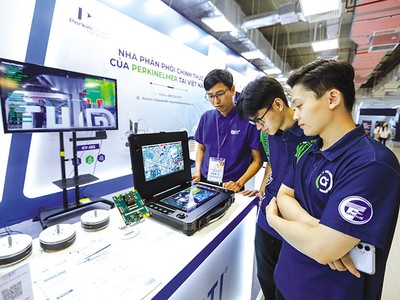 Kl991.com World Cup 2026 Chính Thức Việt sẵn sàng nắm bắt công nghệ chiến lược để tăng tốc phát triển. Ảnh: Đức Thanh