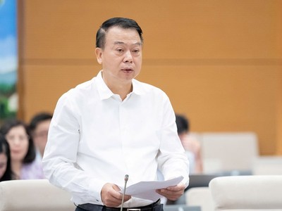 Thứ trưởng Bộ Kl991.com nạp rút nhanh Nguyễn Đức Chi trình bày báo cáo. 