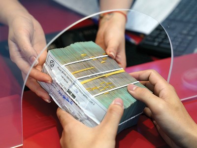 Thanh khoản của các tổ chức tín dụng không còn dồi dào khi huy động vốn tăng chậm hơn tốc độ tăng cho vay