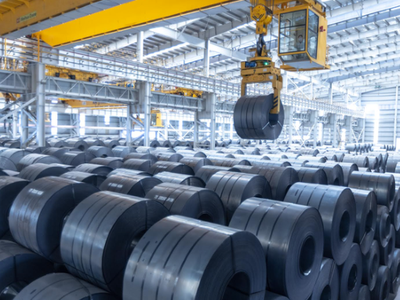 Thép Hòa Phát, Việt Đức... đồng loạt tăng giá bán từ 30/3/2026, có loại tăng thêm 600.000 đồng mỗi tấn. 