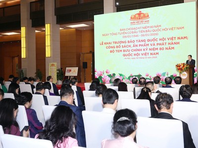 Chủ tịch Quốc hội Trần Thanh Mẫn phát biểu tại buổi lễ. Ảnh: Duy Linh. 