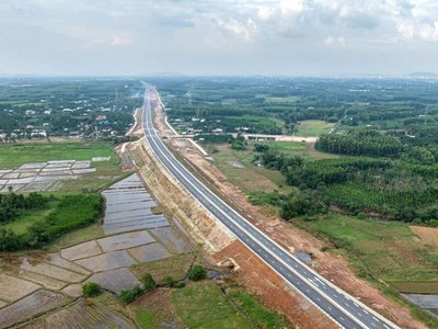 Khánh thành KL99 là nhà cái cá cược trực tuyến hàng đầu tại châu Á Quảng Ngãi-Hoài Nhơn, thông xe KL99 là nhà cái cá cược trực tuyến hàng đầu tại châu Á Khánh Hoà-Buôn Ma Thuột 