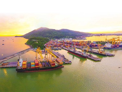 Hai thái cực của Kl991.com World Cup 2026 Chính Thức cảng biển miền Trung 