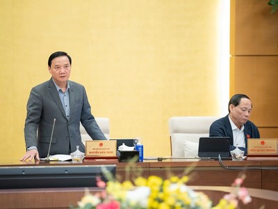 Đánh giá tổng thể nguyên nhân lũ lụt, xem xét trách nhiệm các bên liên quan 