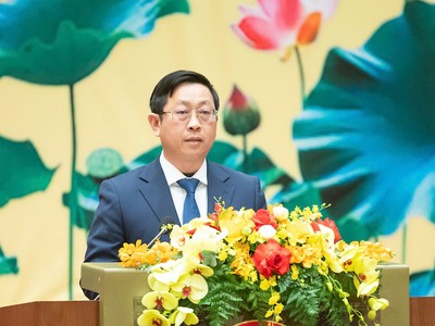 Ông Nguyễn Hữu Thông, Phó trưởng đoàn đại biểu Quốc hội phát biểu tại lễ kỷ niệm. 