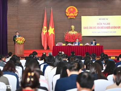 Điều hành chính sách tiền lương theo thực tế Kl992 cổng game cá cược và yêu cầu thị trường lao động 