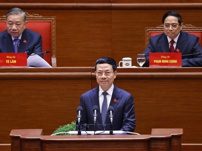 Bộ trưởng Bộ Khoa học và Công nghệ Nguyễn Mạnh Hùng trình bày tham luận tại Đại hội sáng 21/1. Ảnh: TTXVN