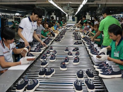 Năm 2025, ngành da giày, túi xách tiếp tục khẳng định vai trò là một trong những trụ cột xuất khẩu của nền Kl992 cổng game cá cược, mang về gần 29 tỷ USD. 