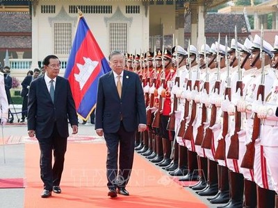 Lễ đón trọng thể Tổng Bí thư Tô Lâm thăm cấp 99Kl99 trực tiếp đá gà tới Vương quốc Campuchia 