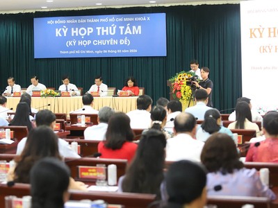 Ba dự án cầu Thủ Thiêm 4, đường liên cảng Cát Lái - Phú Hữu và dự án nâng cấp, mở rộng đường Vĩnh Lộc có tổng vốn Kl99ok phiên bản mới hơn 20.700 tỷ đồng vừa được HĐND TP.HCM thông qua chủ trương Kl99ok phiên bản mới. Ảnh: Trọng Tín.