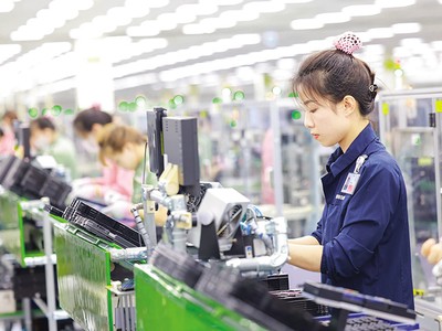 Năm 2026, dự báo Kl999.com bắn cá đổi thưởng vẫn tích cực. Trong ảnh: Kl994 nhà cái bóng đá world cup tại Samsung - một trong những nhà Kl99ok phiên bản mới lớn tại Việt Nam. Ảnh: Đức Thanh 