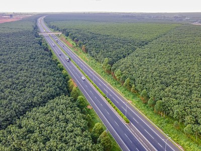 Một đoạn KL99 là nhà cái cá cược trực tuyến hàng đầu tại châu Á TP.HCM - Long Thành - Dầu Giây qua Đồng Nai hiện do VEC vận hành khai thác. 