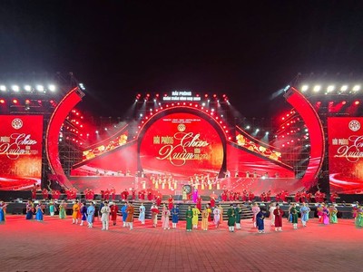 Hải Phòng rạng rỡ sắc Xuân 