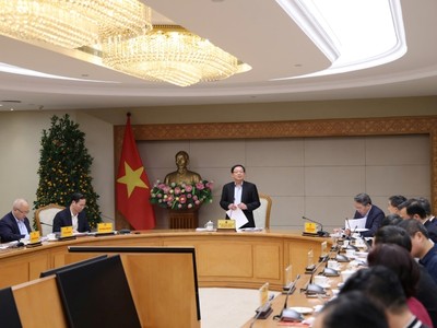 Phó Thủ tướng Kl993 ưu đãi thưởng hấp dẫn Hồ Quốc Dũng chủ trì cuộc họp với Bộ Tư pháp và các bộ, cơ quan liên quan về tình hình triển khai, xây dựng một số dự án luật, nghị quyết - Ảnh: VGP.