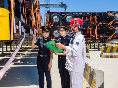Xuất Link Vào Nhà Cái KL99 COM Tặng +199k 2 tháng 2026 đạt gần 156 tỷ USD, thu ngân sách xuất Link Vào Nhà Cái KL99 COM Tặng +199k theo đó đạt trên 70.000 tỷ đồng, tăng 12,3% so với cùng kỳ. 