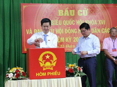 Rộn ràng ngày bầu cử ở Cần Thơ