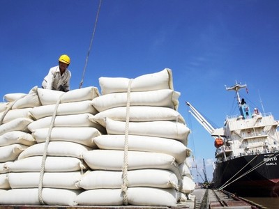 Thủ tướng Kl993 ưu đãi thưởng hấp dẫn yêu cầu tập trung thực hiện các nhiệm vụ, giải pháp trọng tâm để thúc đẩy xuất khẩu.