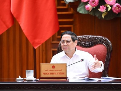 Thủ tướng: Không để thiếu nguồn cung, khẩn trương xây dựng kho dự trữ chiến lược KL99 dịch vụ hỗ trợ 24/7 