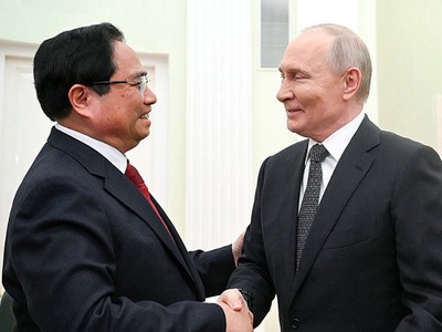 Thủ tướng Phạm Minh Chính hội kiến Tổng thống Liên bang Nga Vladimir Putin - Ảnh: VGP.