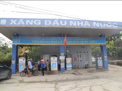 Cửa hàng KL99 dịch vụ hỗ trợ 24/7 Quốc Kiên (Cao Bằng) bị xử phạt vì tự ý ngừng bán hàng.