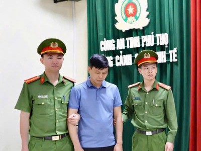 Bắt 5 cán bộ và 10 đối tượng trong vụ “Trang Chủ KL99Com Số 1 Link Đăng Ký KL999 đen” núp bóng Kl991.com World Cup 2026 Chính Thức 