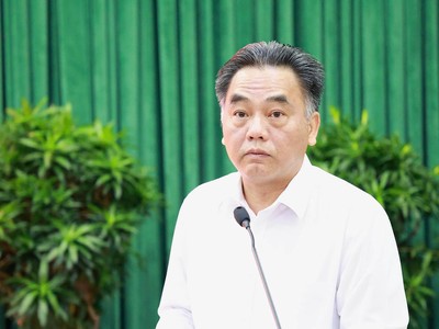 Ông Nguyễn Lộc Hà, Phó chủ tịch Thường trực UBND TP.HCM phát biểu tại hội nghị.