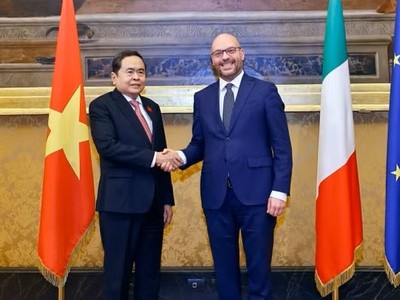 Chủ tịch Quốc hội Trần Thanh Mẫn hội đàm với Chủ tịch Hạ viện Italia 