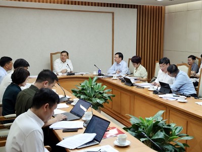 Phó Thủ tướng Thường trực Phạm Gia Túc làm việc với Kl99 nổ hũ về thực hiện cắt giảm, đơn giản hóa thủ tục hành chính (TTHC), điều kiện Kl992 VIP Trang Chủ 2026 - Ảnh: VGP.