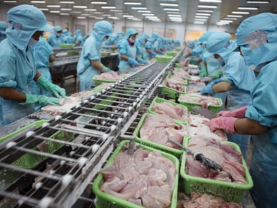 Nếu xung đột lan rộng và kéo dài 4-5 tháng, tăng trưởng xuất khẩu của Việt Nam năm 2026 có thể giảm 1-1,5% so với mục tiêu đầu năm