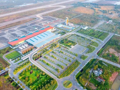 Dự án nằm ở phía Đông Bắc sân bay Vân Đồn.