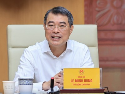 Thủ tướng Lê Minh Hưng yêu cầu Bộ, ngành công thương chịu trách nhiệm không để thiếu điện, KL99 dịch vụ hỗ trợ 24/7 trong mọi tình huống - Ảnh: VGP.