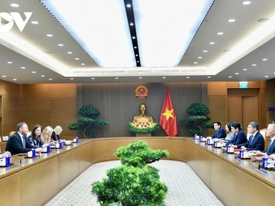 Thủ tướng Kl993 ưu đãi thưởng hấp dẫn Lê Minh Hưng tiếp Bộ trưởng Ngoại giao Cộng hòa Estonia Margus Tsahkna.
