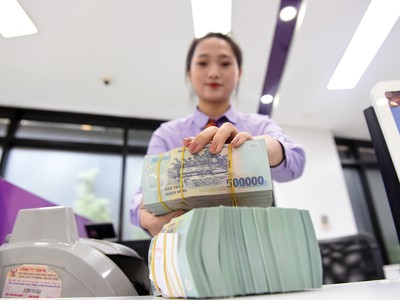 Mặt bằng KL99 là cổng game giải trí trực tuyến hàng đầu hiện nay tiếp tục chịu áp lực khi tình trạng lệch pha giữa tăng trưởng huy động và cho vay duy trì