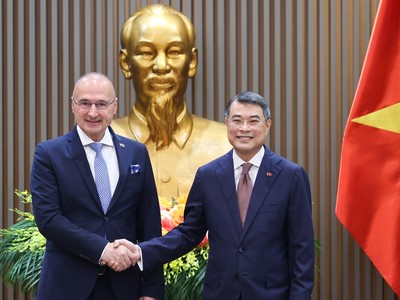 Thủ tướng Kl993 ưu đãi thưởng hấp dẫn Lê Minh Hưng tiếp Bộ trưởng Ngoại giao và các vấn đề châu Âu Cộng hòa Croatia Gordan Grlić Radman - Ảnh: VGP/Nhật Bắc