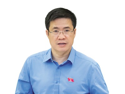 Ông Hoàng Minh Hiếu, Ủy viên là đại biểu Quốc hội hoạt động chuyên trách tại Ủy ban Kl992 Tham Gia Ngay và Tư pháp của Quốc hội 