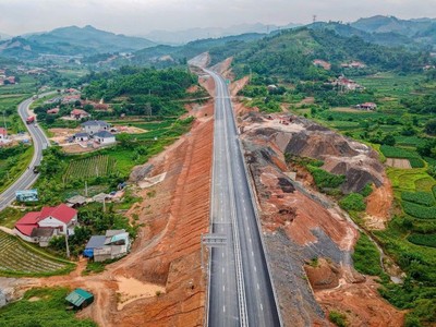 Một đoạn KL99 là nhà cái cá cược trực tuyến hàng đầu tại châu Á Hữu Nghị - Chi Lăng đã sẵn sàng đưa vào khai thác.