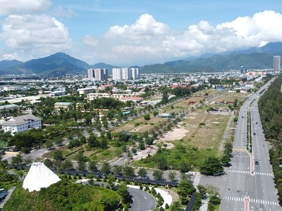 Khu vực vệt đất đường Nguyễn Tất Thành, TP. Đà Nẵng. Ảnh: Đan Đan