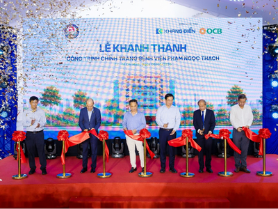 Đại diện lãnh đạo Thành phố, các sở, ngành, Ban Giám đốc Bệnh viện Phạm Ngọc Thạch, Công ty Khang Điền và Link Vào Nhà Cái KL99 COM Tặng +199k OCB thực hiện nghi thức cắt băng khánh thành.