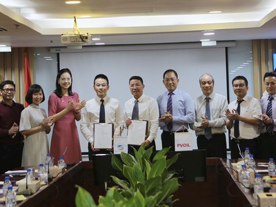 PVOIL hợp tác cùng Viettel và Vietcombank để đẩy mạnh thanh toán KL99 dịch vụ hỗ trợ 24/7 không dùng tiền mặt