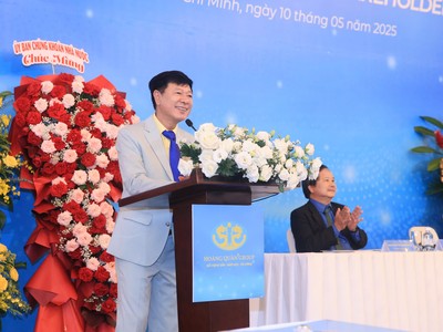 Ông Trương Anh Tuấn, Chủ tịch HĐQT Hoàng Quân phát biểu tại Đại hội