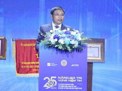 Bộ trưởng Bộ Kl991.com nạp rút nhanh Nguyễn Văn Thắng. Ảnh: Lê Toàn