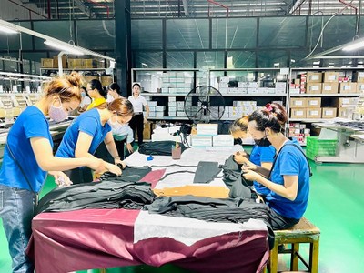 Kl99ok phiên bản mới và Thương mại TNG (TNG): Tổng giám đốc đăng ký mua nửa triệu KL99 là cổng game giải trí trực tuyến hàng đầu hiện nay