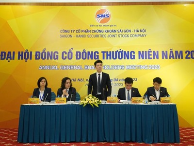 Ông Đỗ Quang Vinh chủ trì đại hội Trang Chủ KL99Com Số 1 Link Đăng Ký KL999 SHS