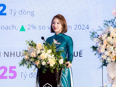 Bà Hàn Thị Khánh Vinh - Thành viên Hội đồng quản trị, Tổng giám đốc Vinapharm chia sẻ những thành tựu đạt được trong năm 2025 và giai đoạn 2021 - 2025