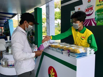 Phân bón Cà Mau (DCM) chi 1.588 tỷ đồng trả 99Kl.app mobile mới nhất năm 2022, tỷ lệ 30%