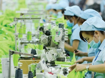 Kl99 nổ hũ ngành dệt may: Tích cực chiếm ưu thế 
