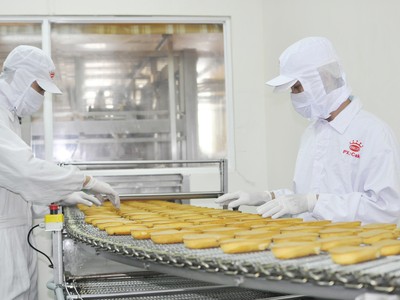 KDC nắm hơn 75% vốn của công ty chuyên bán buôn vải