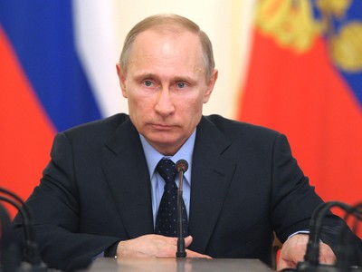 Putin dọa sẽ “cắt cơm” EU nếu Ukraine “ăn vụng”